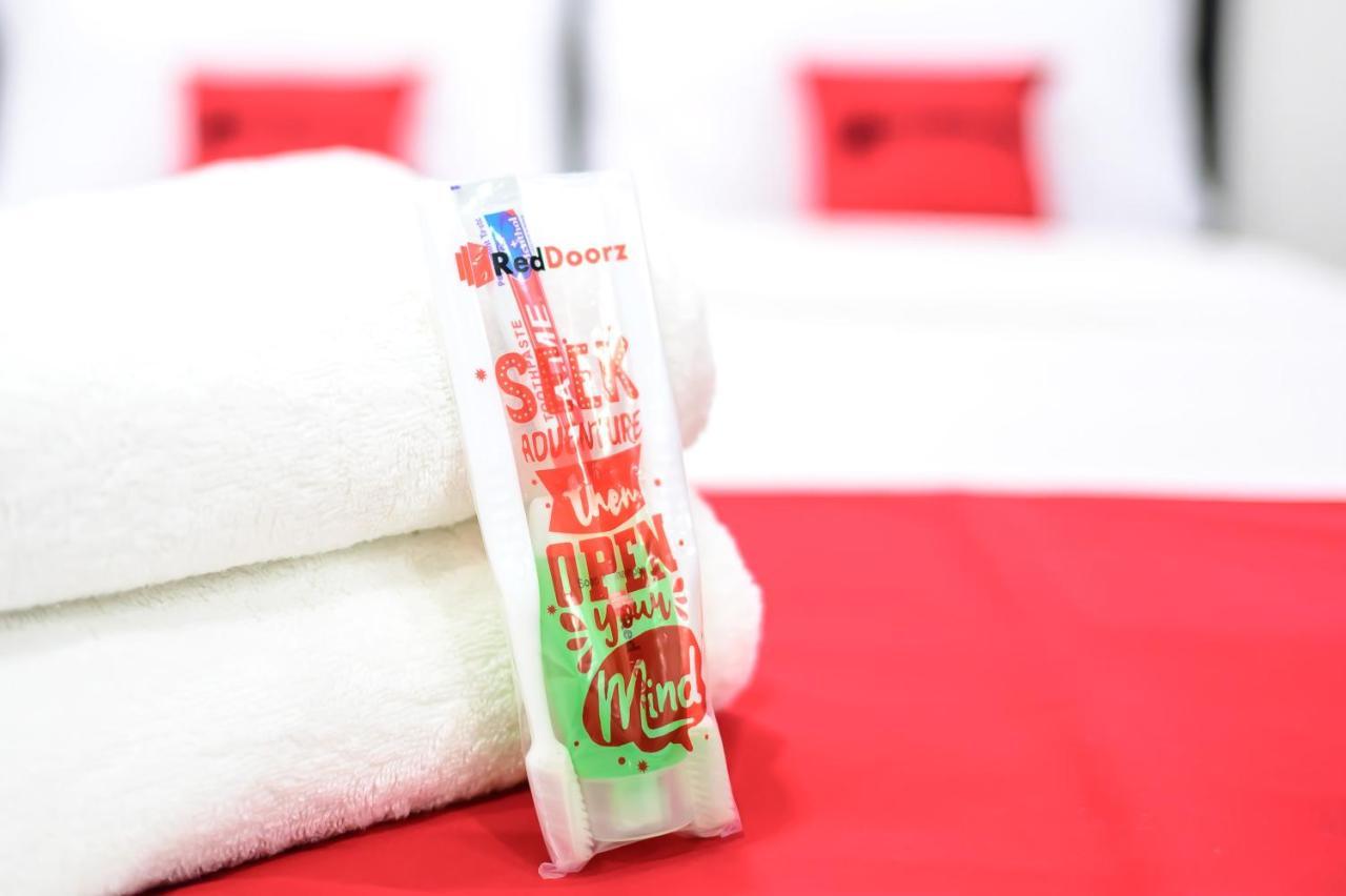 The Living Block Hotel Bangkok Ngoại thất bức ảnh