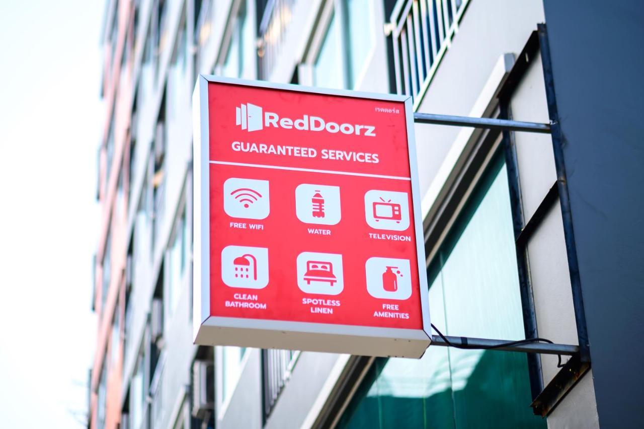 The Living Block Hotel Bangkok Ngoại thất bức ảnh
