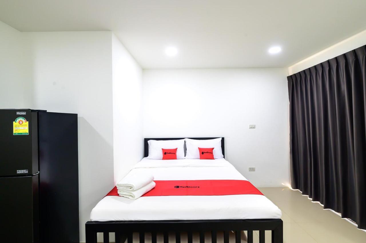 The Living Block Hotel Bangkok Ngoại thất bức ảnh