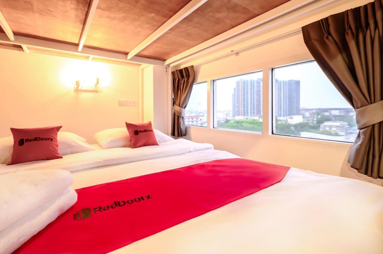 The Living Block Hotel Bangkok Ngoại thất bức ảnh